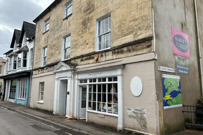 Retail premises to let in Market Street, Nailsworth, Glos