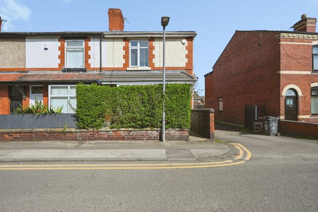 13, Heath Road, Ashton-In-Makerfield, Wigan photo 2