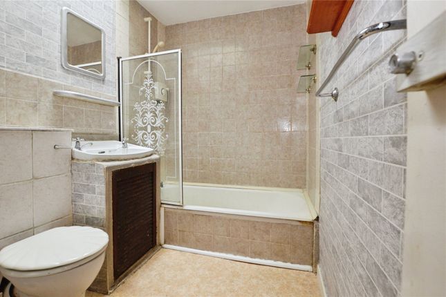 29, Lobelia Mews, Essex photo 5
