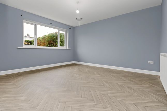 22 Coniston Avenue, Wigan photo 3
