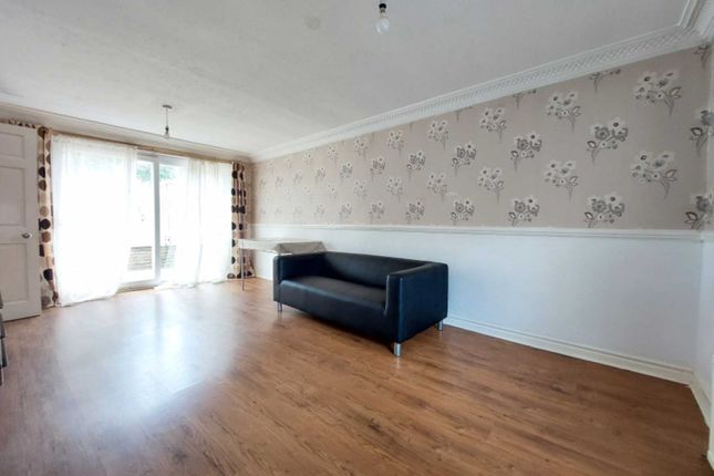 Property to rent in Hazel Grove, Hatfield