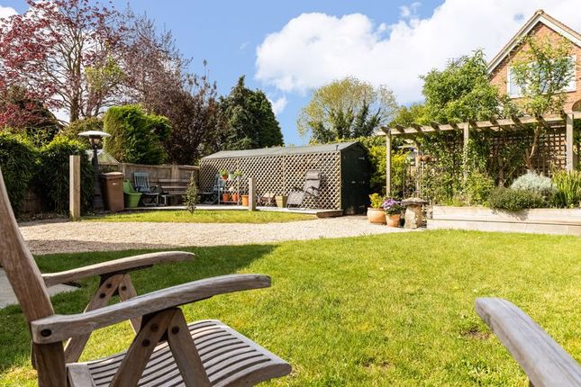 Detached bungalow for sale in Hanney Road, Southmoor, Abingdon