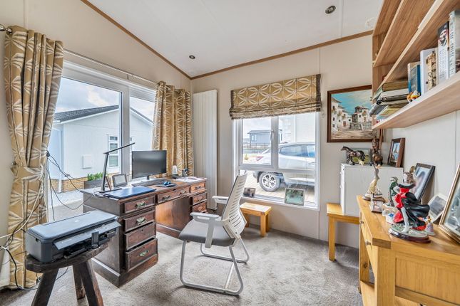 Meadowlands Court,5 Catkin Close, Bude photo 3