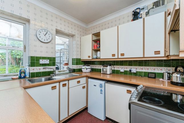 Crossways,, Brynford Road, Flintshire photo 4