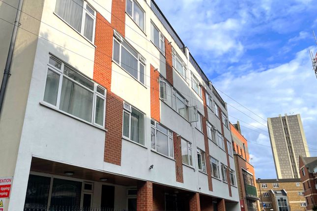 Thumbnail Flat to rent in Johnson Street, London