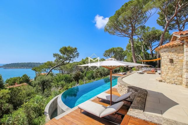Detached house for sale in Antibes, Cap D'antibes, 06160, France