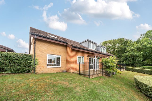 11, Chairmans Walk, Denham photo 3