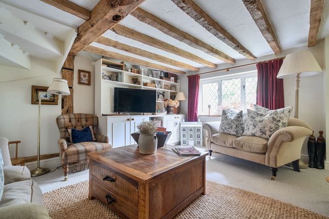 1 Todhurst Cottages Stane Street, Pulborough photo 3