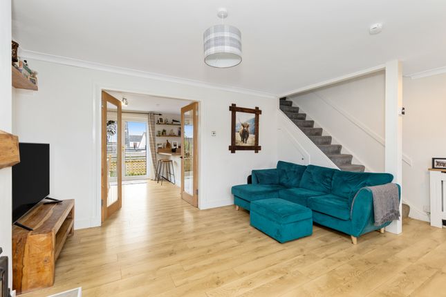 8, Silverburn Drive, Penicuik photo 3