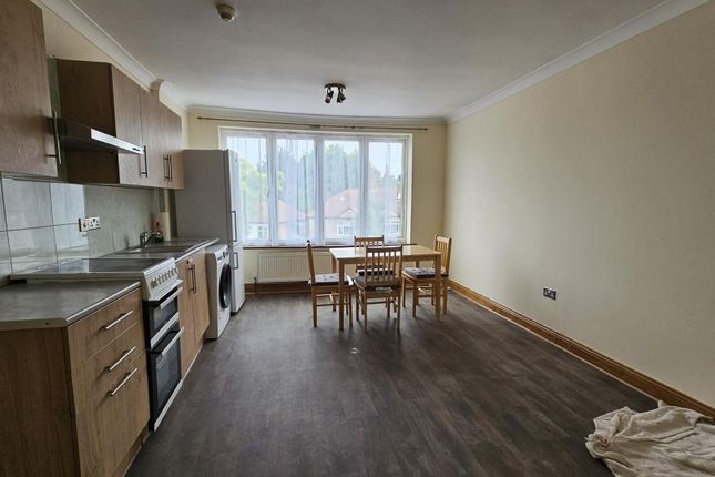 2-bed house on 175A, Wembley Hill Road, Wembley, £2,750/mo