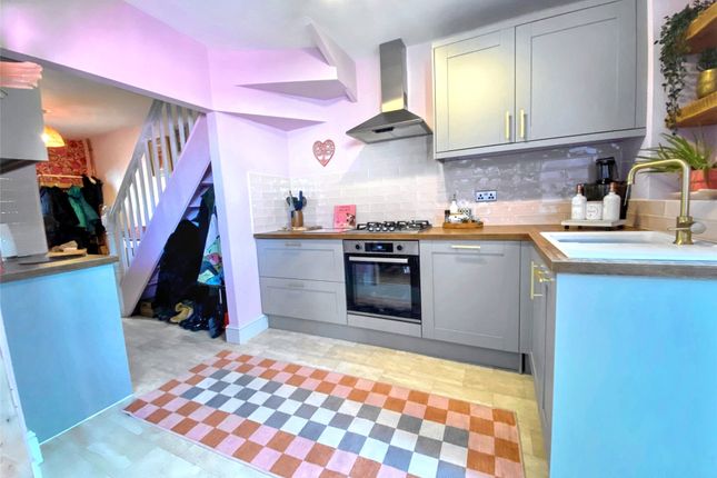 23 Drew Street, Brixham Devon, Devon photo 3