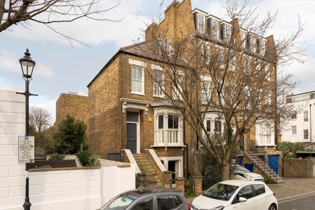 Semi-detached house for sale in College Cross, London
