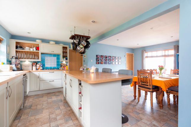20 Yeatmans Close, Shaftesbury photo 3