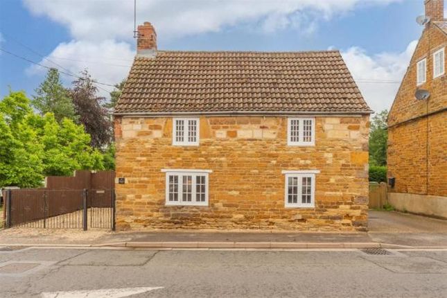 Thumbnail Cottage to rent in Main Street, Caldecott, Market Harborough