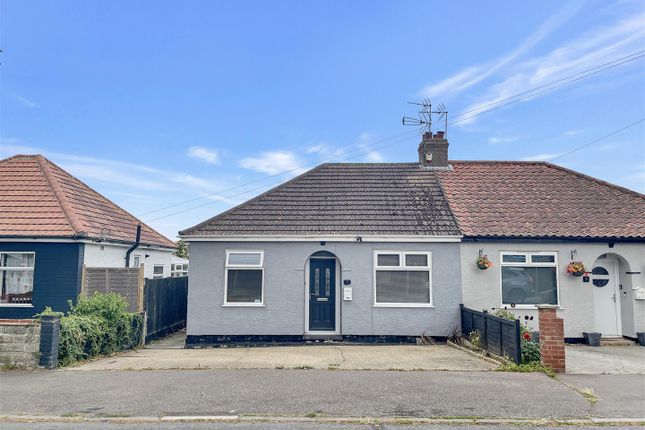 Thumbnail Semi-detached bungalow for sale in Dell Road East, Lowestoft