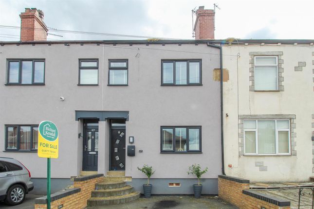 109, Whinney Lane, Pontefract photo 2