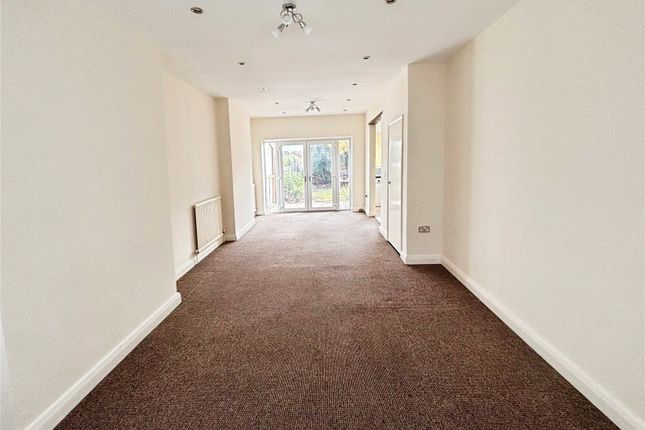 Stonehill Avenue, Leicester photo 2