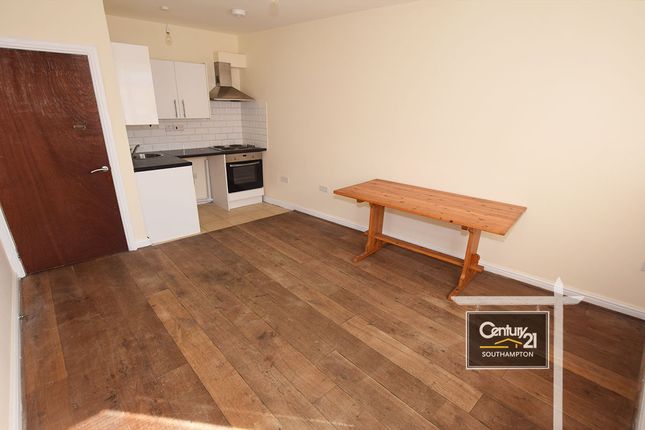 Thumbnail Flat to rent in |Ref: R152428|, Hanover Court, Southampton