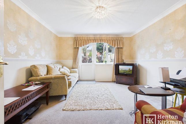 31, Montpelier Close, Billericay photo 3