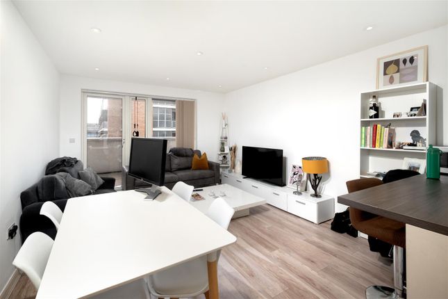 1-bed house on 7, 483, Battersea Park Road, London, £450,000