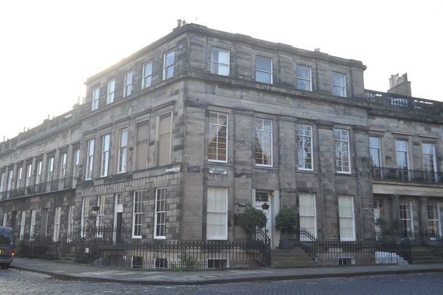 Flat to rent in Carlton Street, Edinburgh