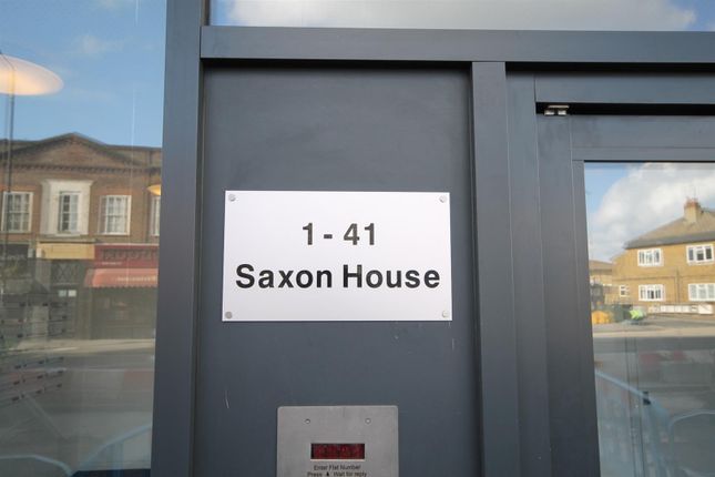 Flat to rent in Saxon House, 170 London Road, Wallington
