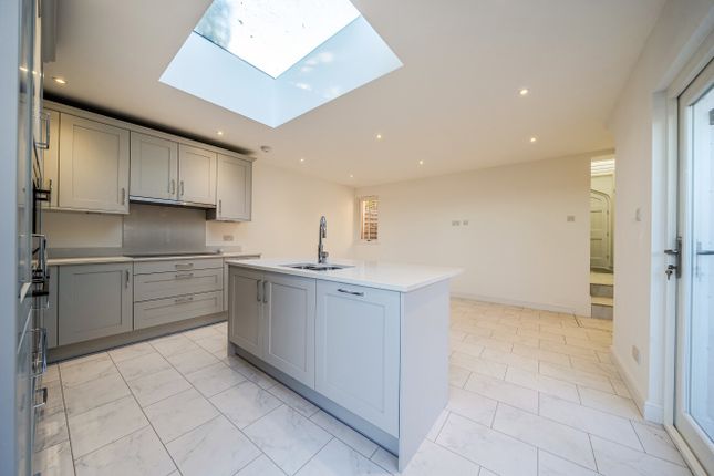 Broomhill Road, Orpington photo 4