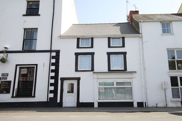 Terraced house for sale in Corbett Square, Tywyn