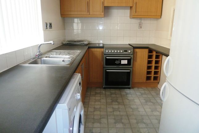 23, Baron Court, Western Elms Avenue, Reading photo 4