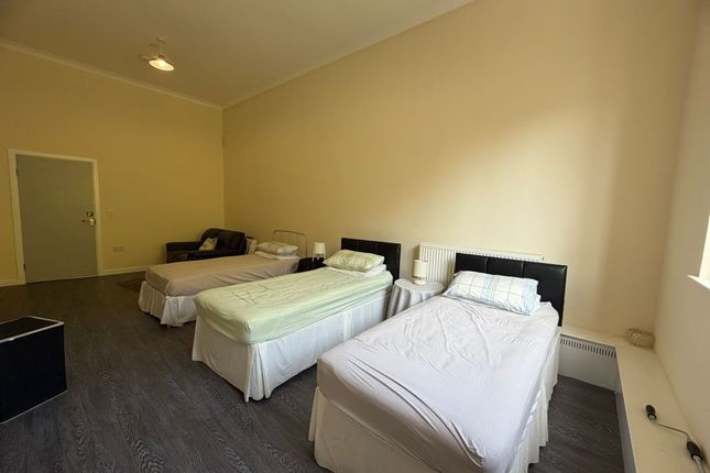 Ty Mawr, Glamorgan House, Port Talbot photo 4