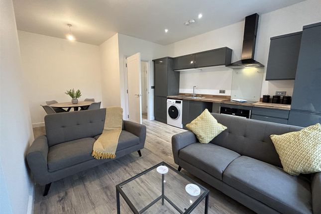 Thumbnail Flat to rent in Park Terrace, Waterloo, Liverpool