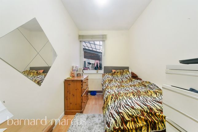 Semi-detached bungalow for sale in Clarewood Walk, Brixton, London