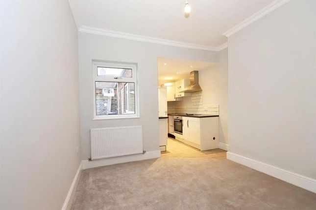 79 High Street, Brierley Hill photo 4