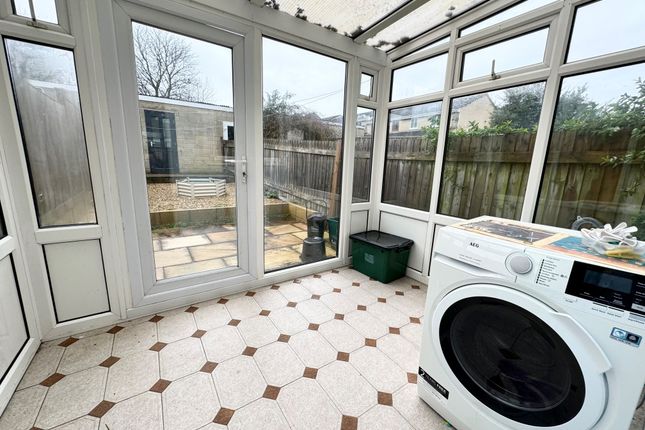 75, Lymore Avenue, Bath photo 4
