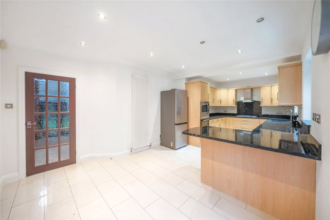 24A, The Gardens, Beckenham photo 4