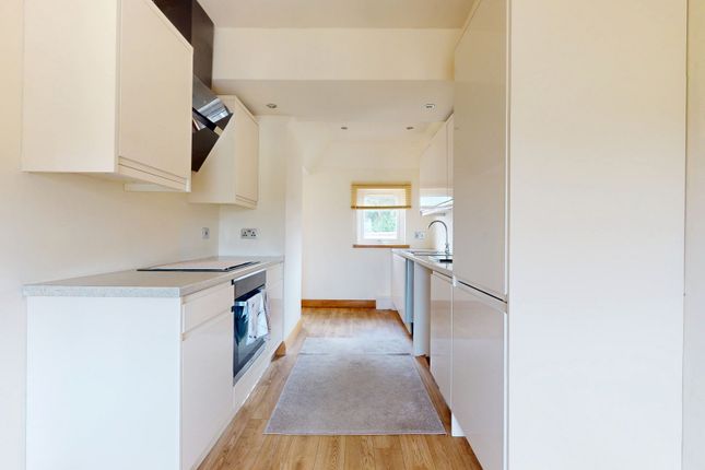 The Cottage, Langley Lane, Wick photo 5