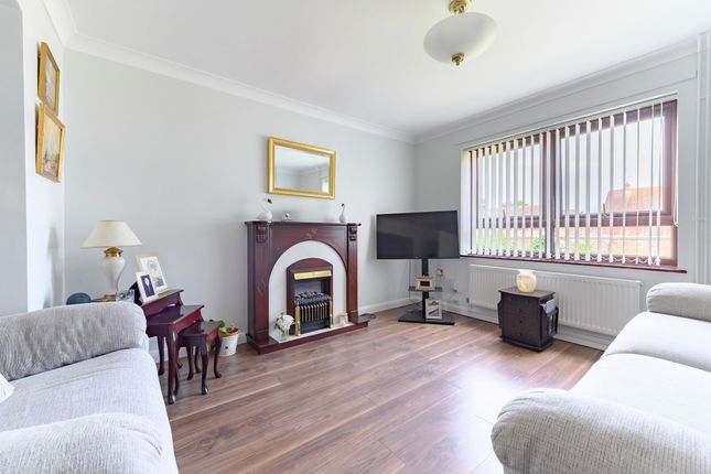 7 Mountbatten Way, Great Yarmouth photo 2