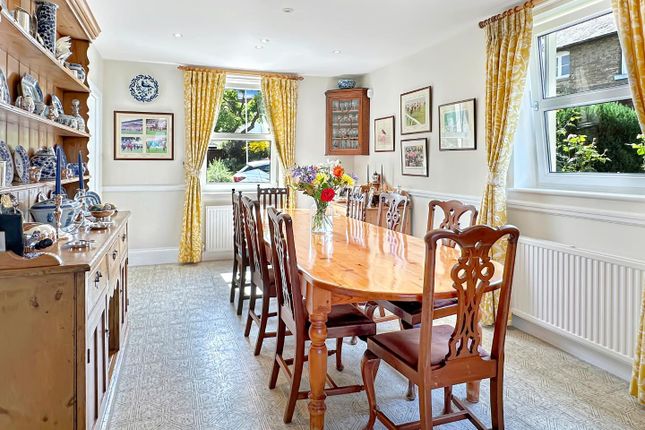 Saville House, St. Mary's Square, Newmarket photo 2