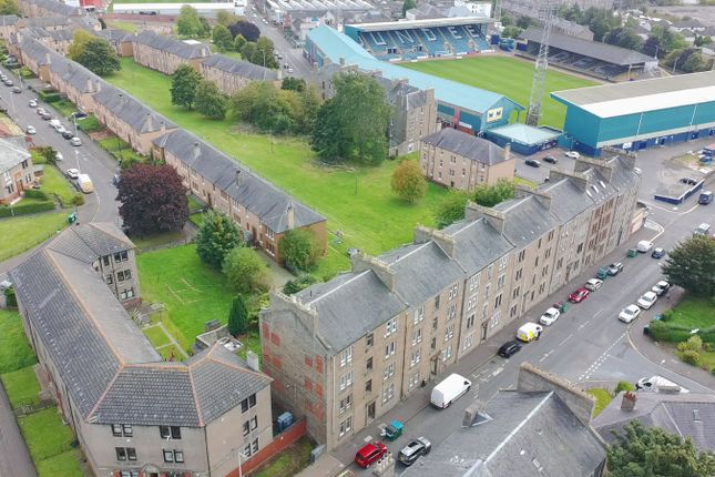 2/2  39, Provost Road, Dundee photo 2
