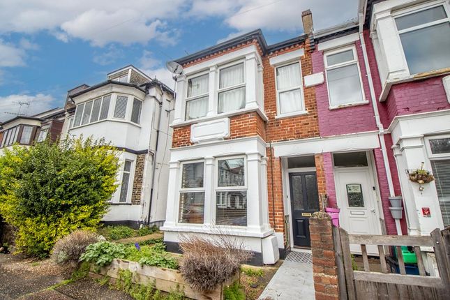 Thumbnail Flat for sale in St. Helens Road, Westcliff-On-Sea