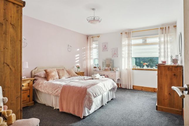 Double Bedroom 2