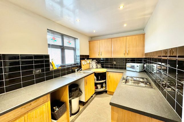 Thumbnail Flat for sale in Kendal Road, Widnes