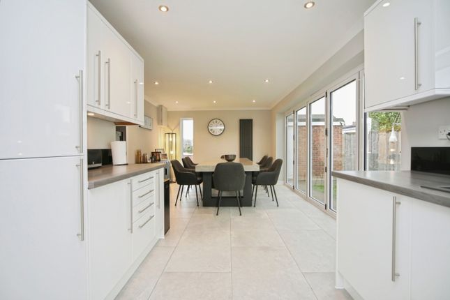 32a,, Laburnum Close, Suffolk photo 4