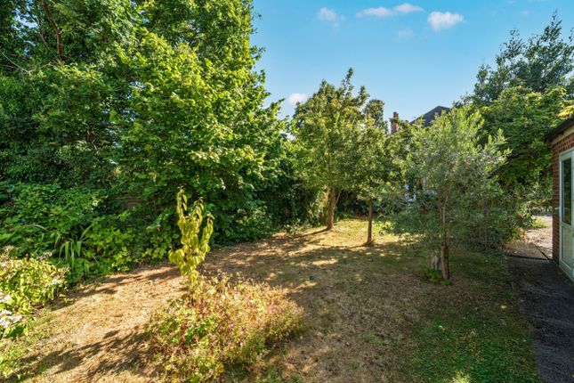 54, Ringwood Crescent, Wollaton photo 4