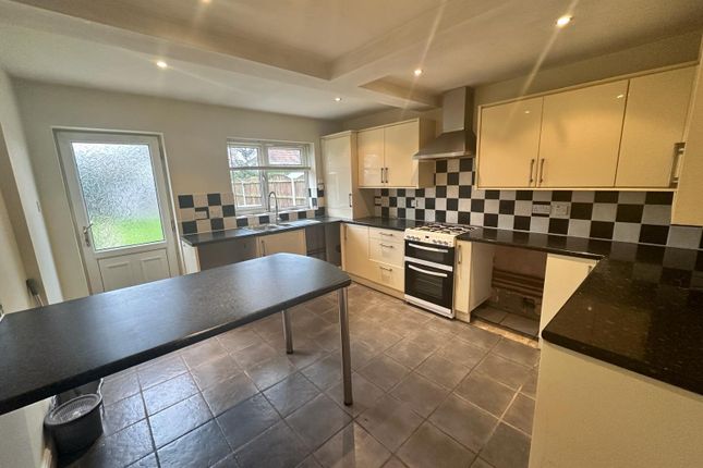 Property to rent in Chadwick Avenue, Allenton, Derby
