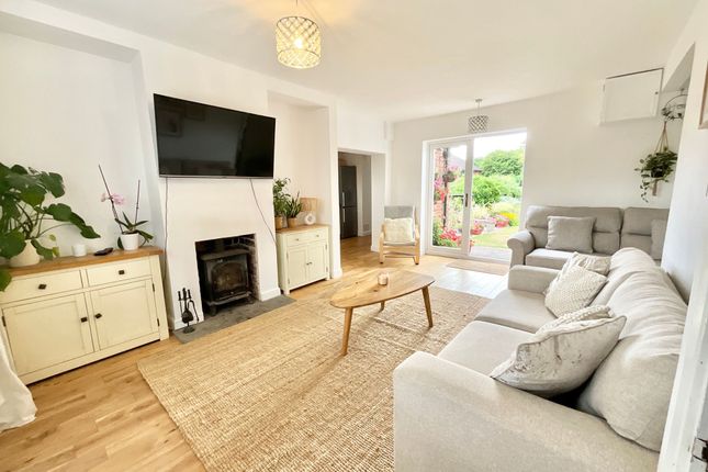 24 The Crescent, Stafford photo 2