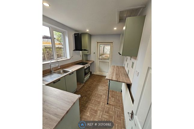 Queen Street, Rushden photo 5