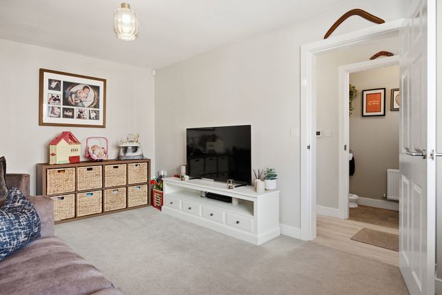 Cypress Avenue, Maltby photo 3