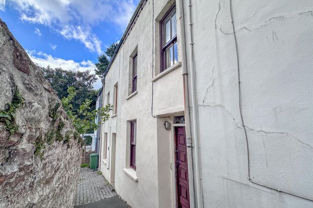 2-bed house on 7, Church Lane, Peel, £135,000