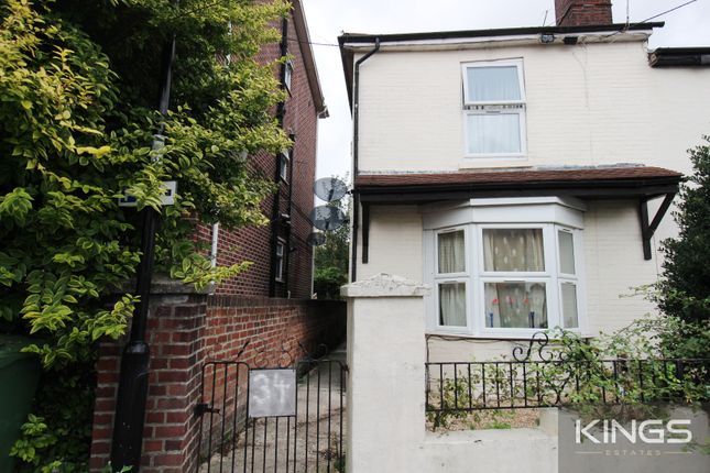 Flat to rent in Southcliff Road, Southampton